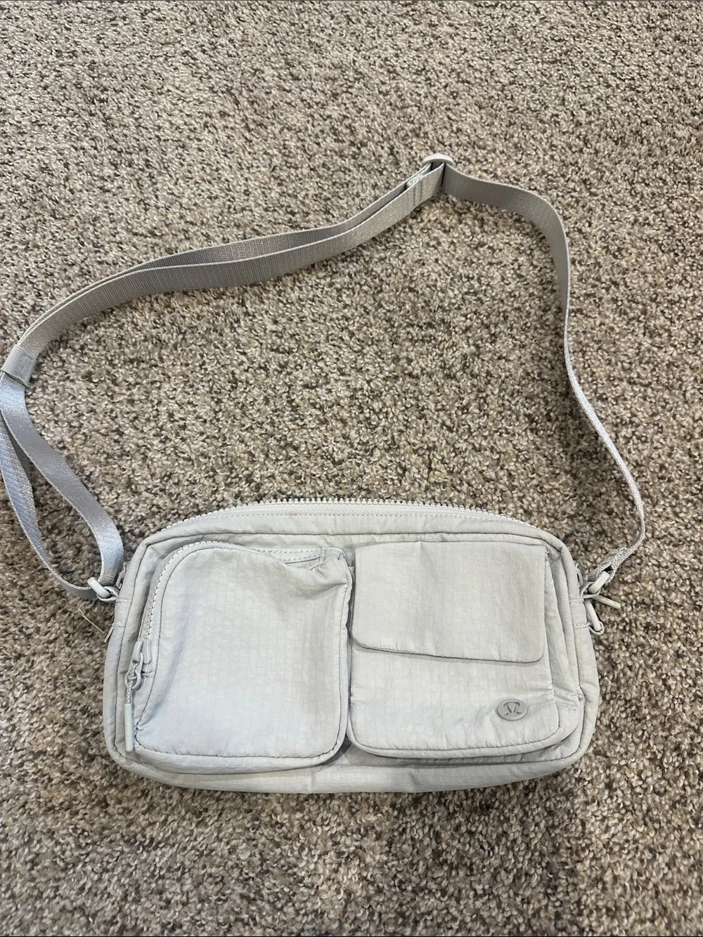 Gray lululemon bag